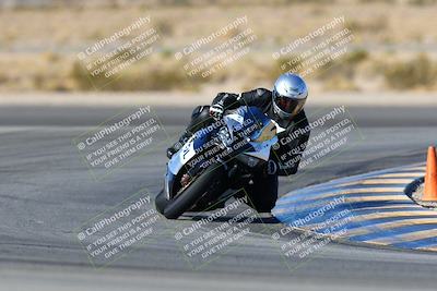 media/Jan-09-2022-SoCal Trackdays (Sun) [[2b1fec8404]]/Turn 11 (935am)/